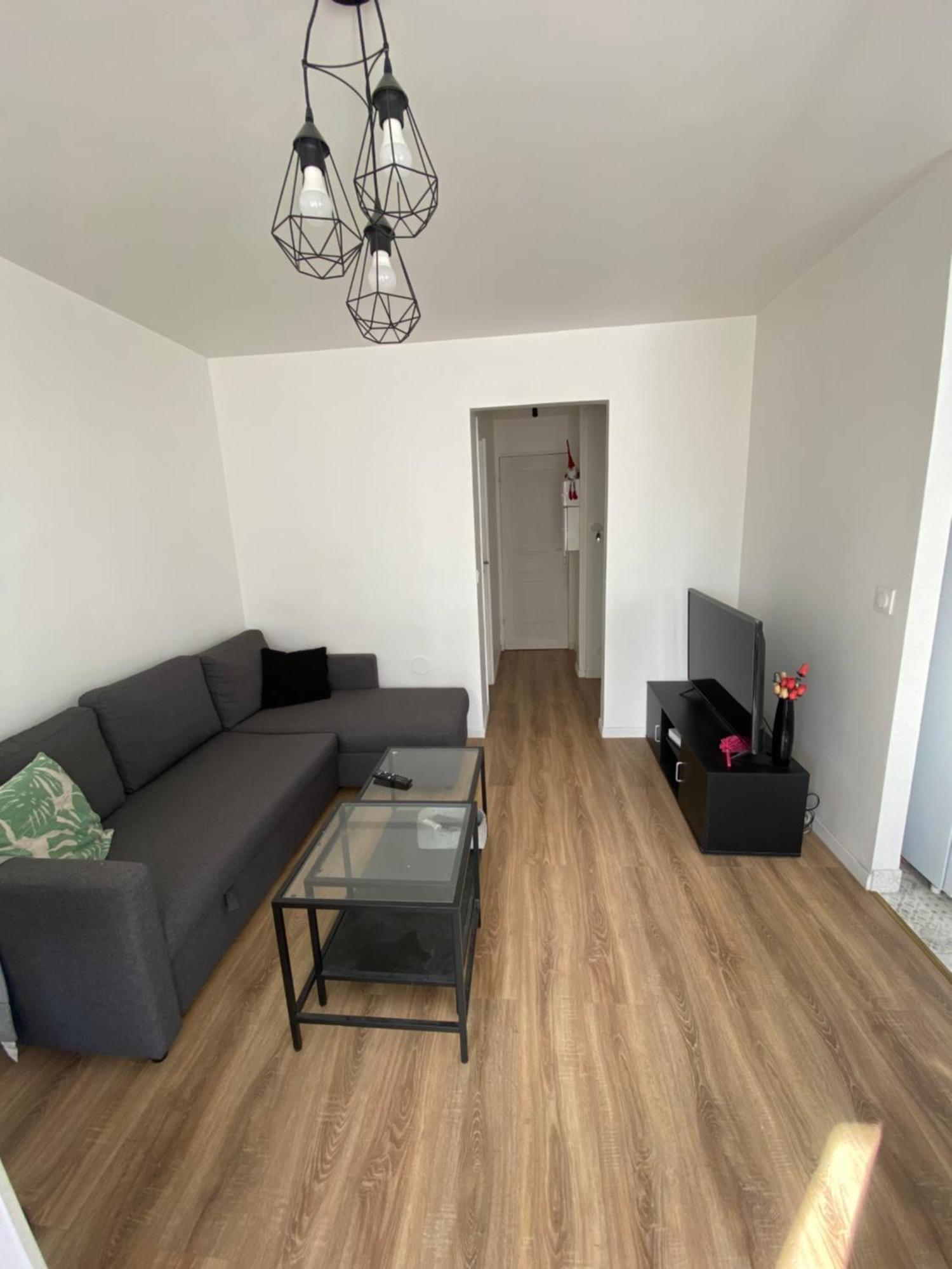 Proche La Avec 2 Balcons Pantin